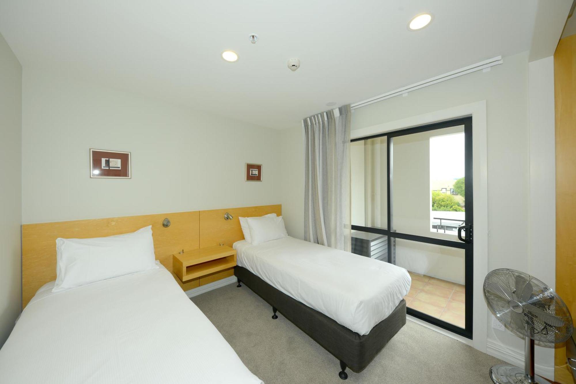 West Fitzroy Aparthotel